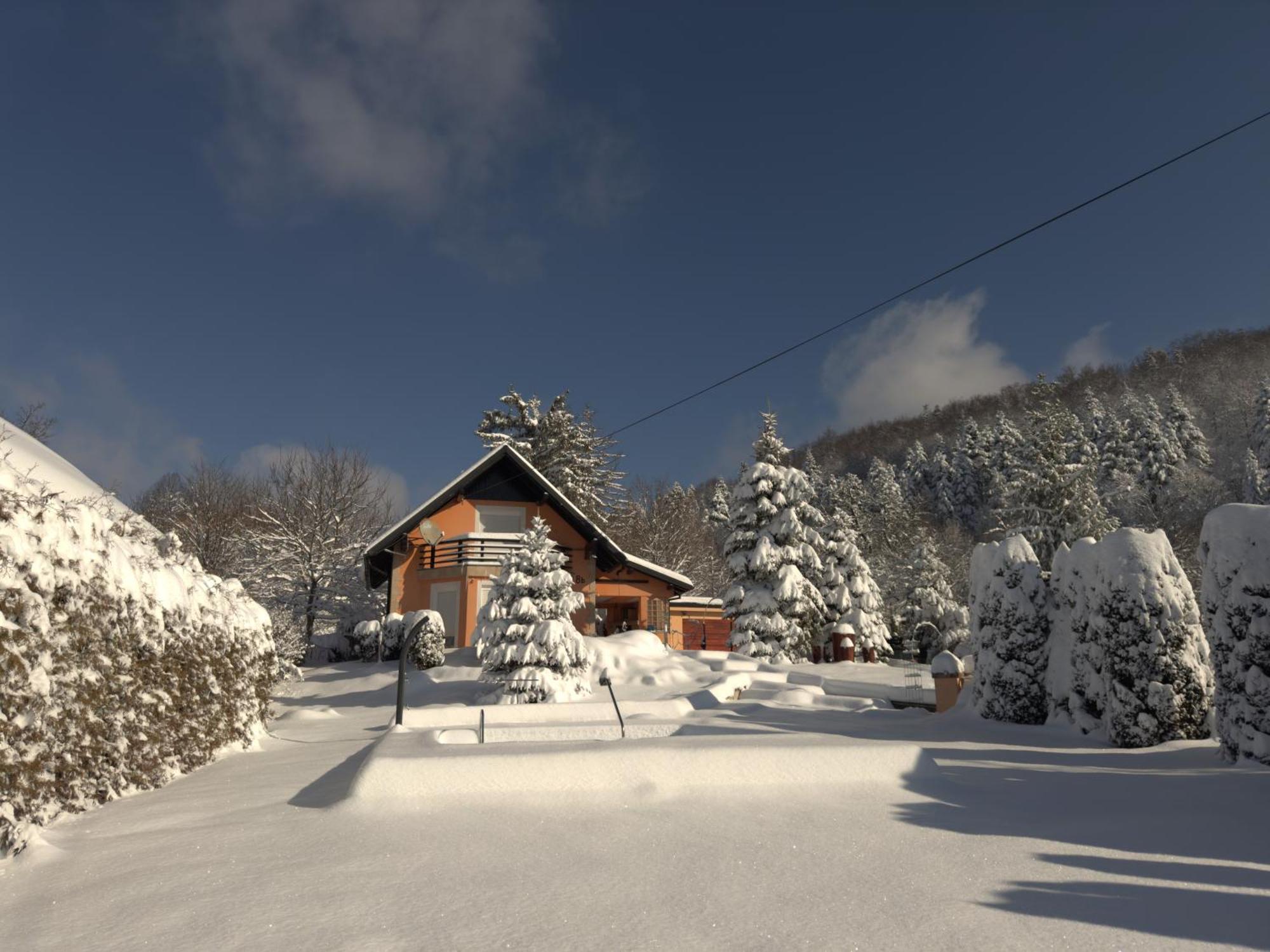 Villa Tratea - With A Heated Pool Tomici Exteriör bild